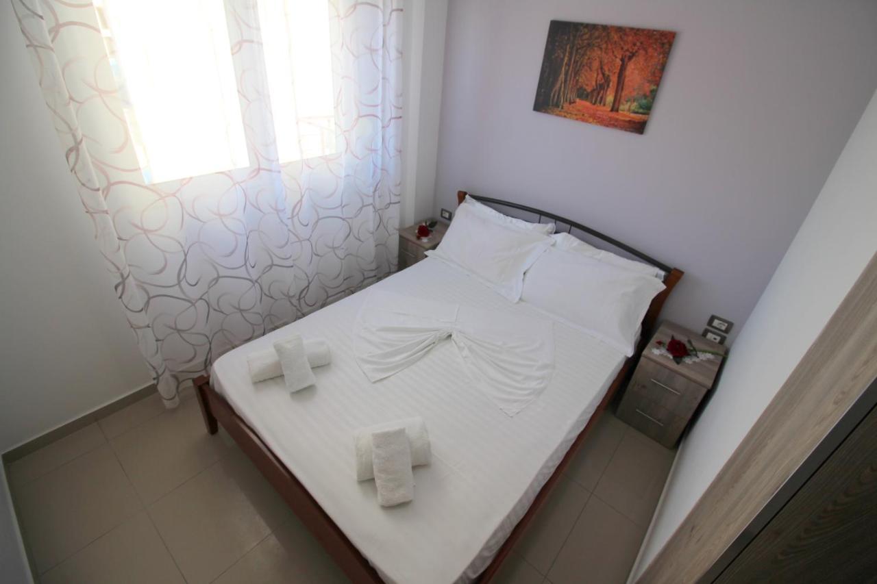 Eduart Apartments 2 Sarandë Dış mekan fotoğraf