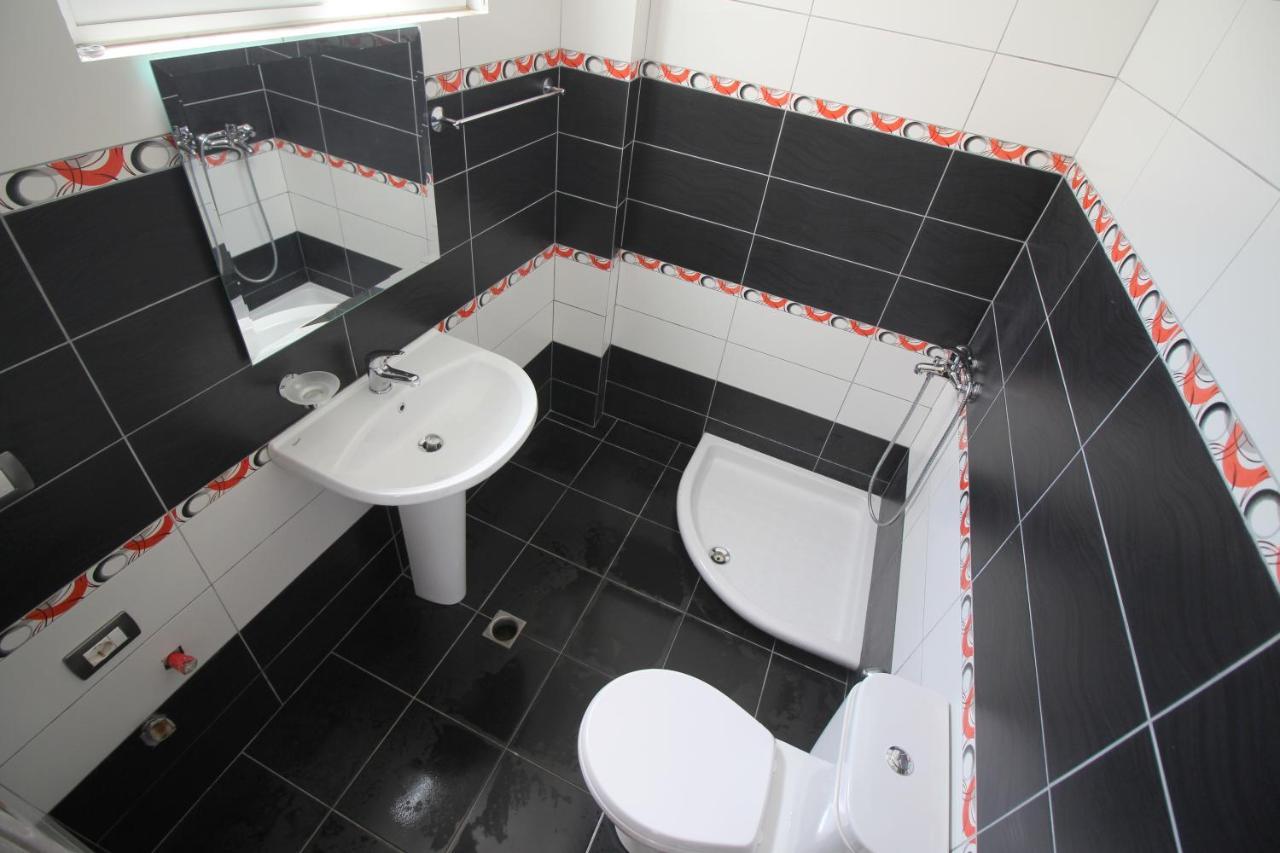 Eduart Apartments 2 Sarandë Dış mekan fotoğraf